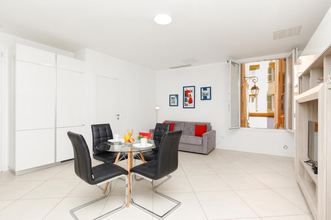 Felix Faure Apartment *
